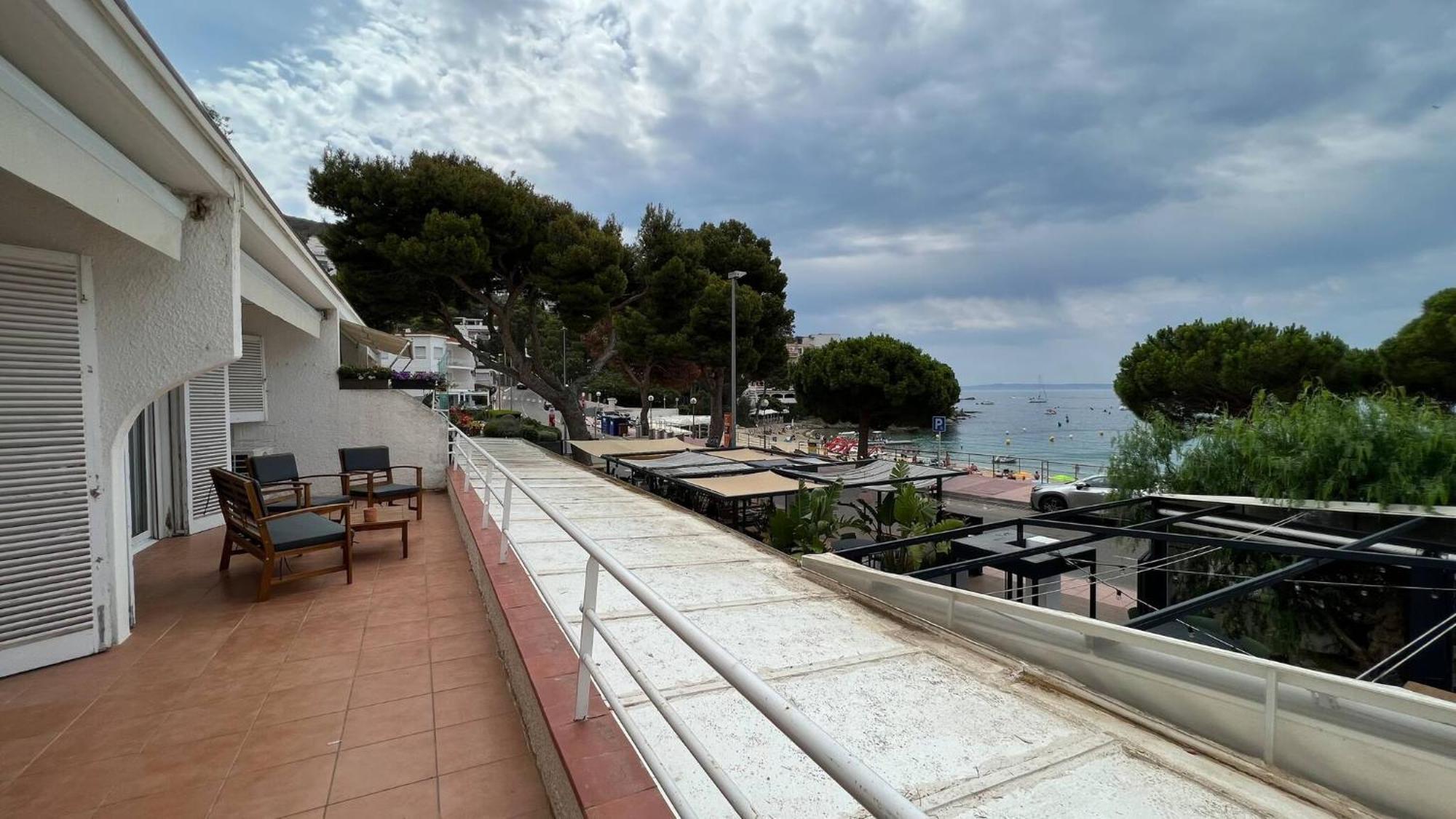 Precioso Apartamento Moderno En Primera Linea Del Mar Av-11 罗萨斯 外观 照片