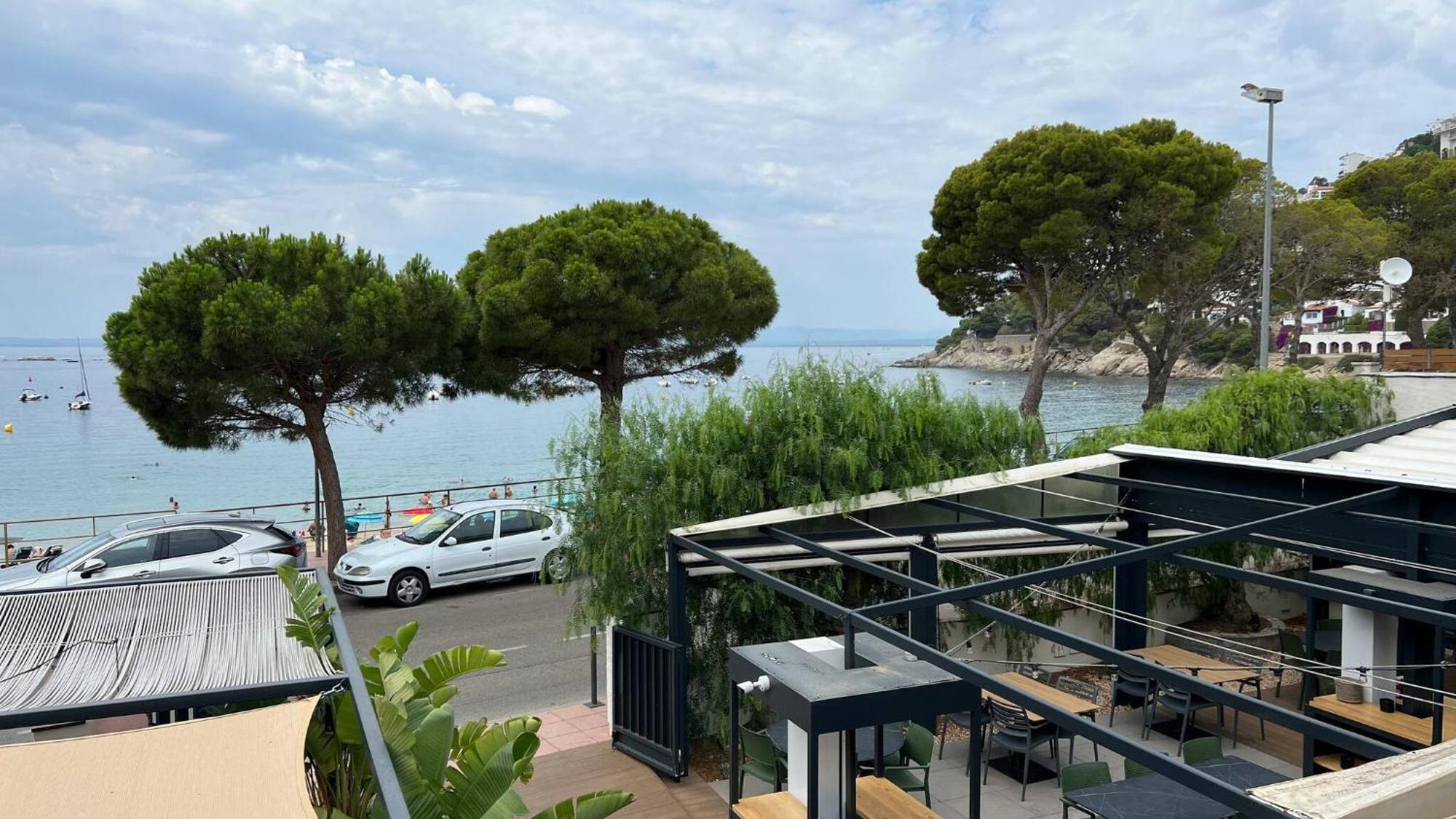 Precioso Apartamento Moderno En Primera Linea Del Mar Av-11 罗萨斯 外观 照片