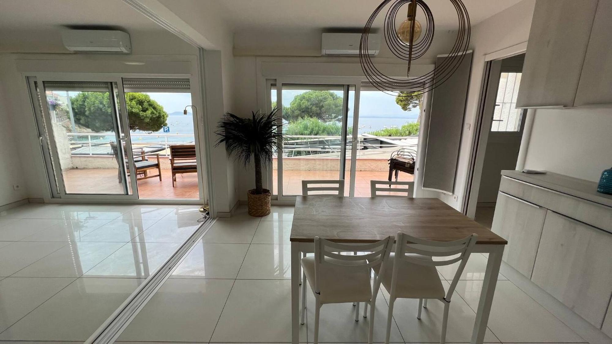Precioso Apartamento Moderno En Primera Linea Del Mar Av-11 罗萨斯 外观 照片